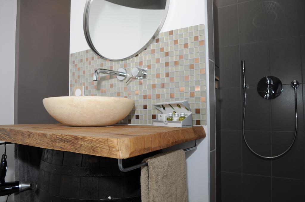 Le Clos De Fernande Corcelles-les-Arts Zimmer foto