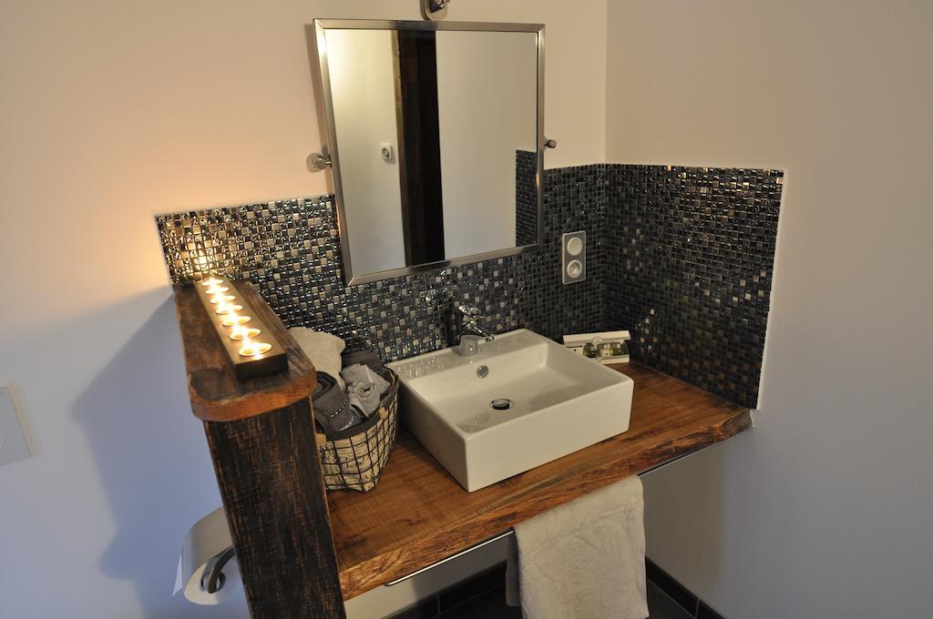 Le Clos De Fernande Corcelles-les-Arts Zimmer foto